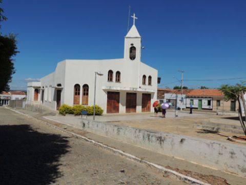 Guajeru: Bandido rouba e estupra auxiliar de serviços gerais