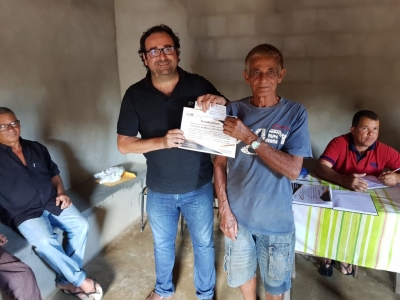 Condeúba: Morador do Jacaré ganha prêmio por serviços voluntários; 
