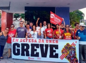 Impasse entre governo e professores estaduais continua e greve pode ser radicalizada