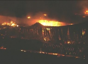 Incêndio atinge estúdios da Rede Globo no Rio de Janeiro