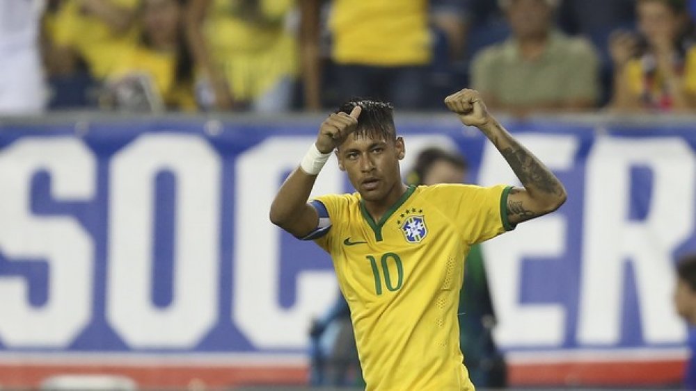 Neymar entra, faz dois e comanda goleada do Brasil sobre os EUA